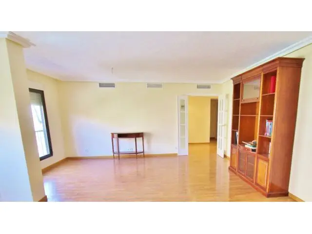 Vivienda Junto Corte Ingles Alicante 2 Dormitorios Garaje