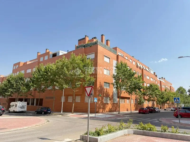 Apartamento en Alcobendas con Piscina y Conserje