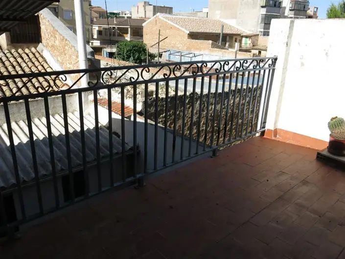 Apartamento 3 Dormitorios con Local Comercial Venta
