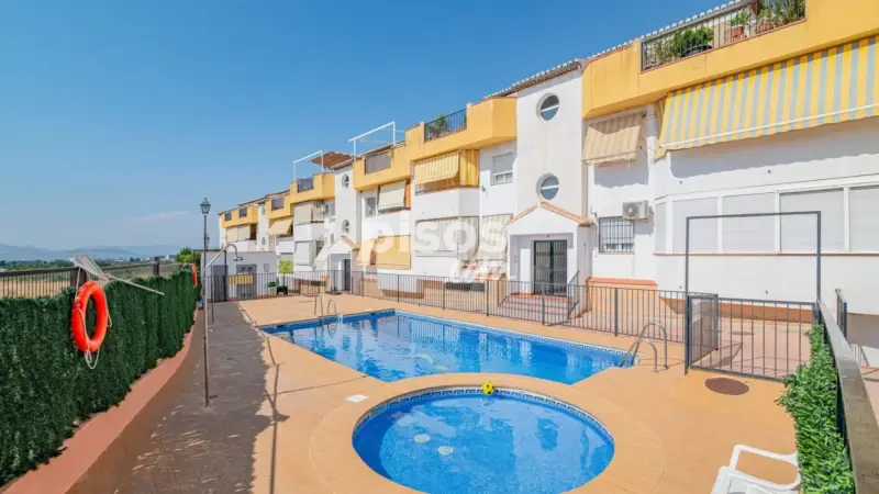 Piso en venta en La Zubia