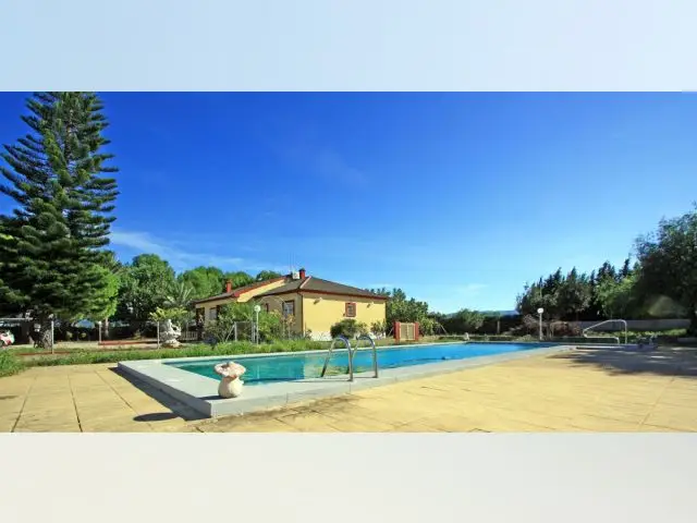 Casa-Villa de 4 Dormitorios en venta Los Poblets, España