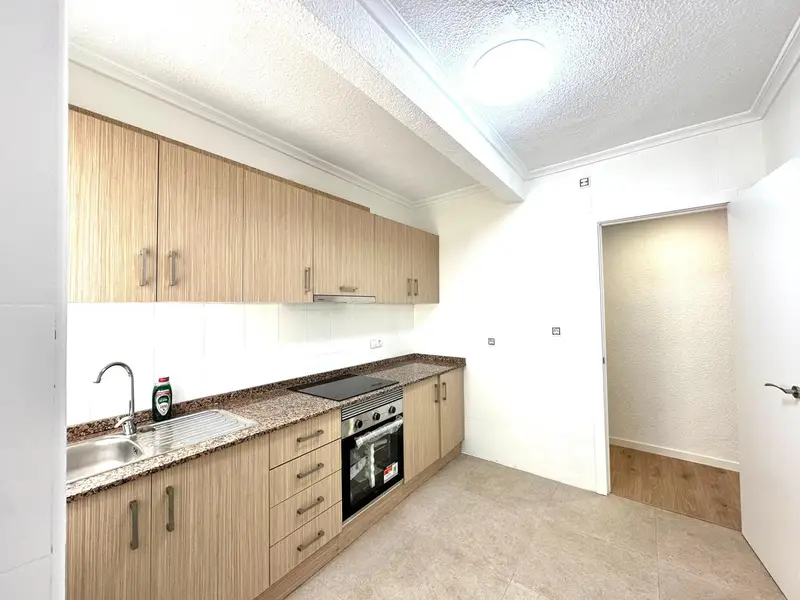 Piso Reformado 4 5 Dormitorios 2 Baños Elche
