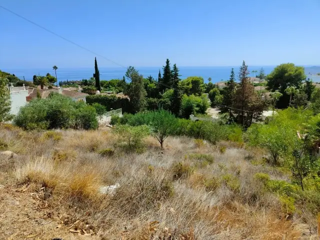 Terreno en Venta Benalmádena Pueblo Vistas al Mar
