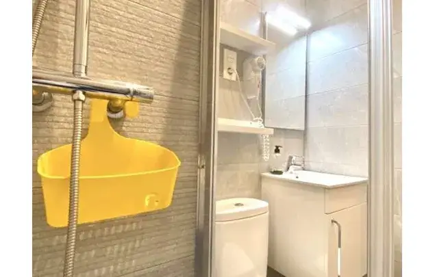 Alquiler de Habitaciones en Bilbao Piso Amueblado 5 Dormitorios