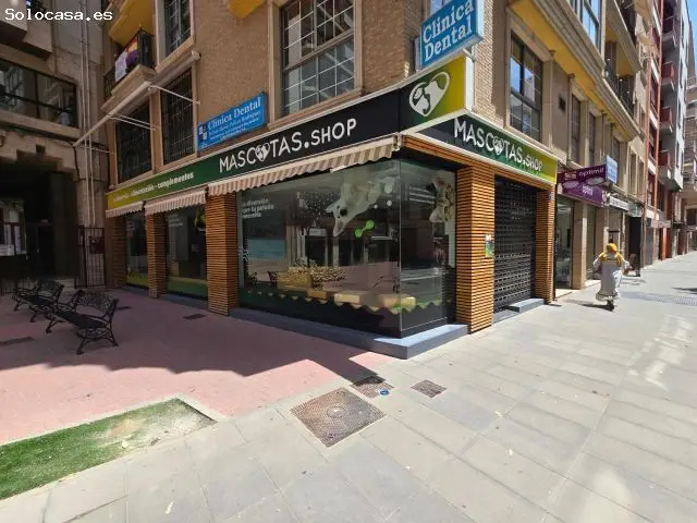 Local Comercial en Orihuela 167m2  Almacén Vestidores Caja Fuerte