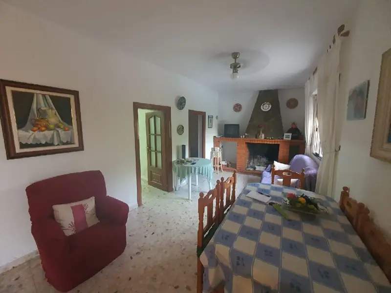 Venta Casa con Chimenea en Benecid Fondon 5 Habitaciones
