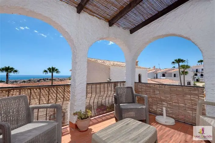 Villa de 2 Dormitorios en Venta El Capistrano