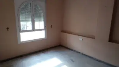 Piso Centro 3 Dormitorios Cocina Amplia Parking Opcional