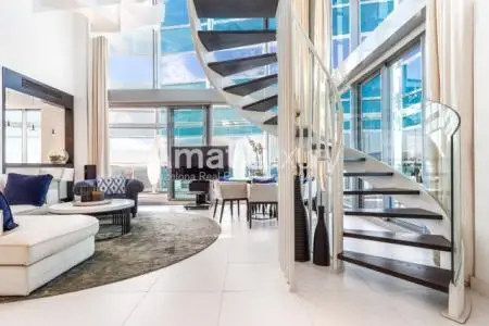 Atico de Lujo en Diagonal Mar Barcelona con Piscina Privada