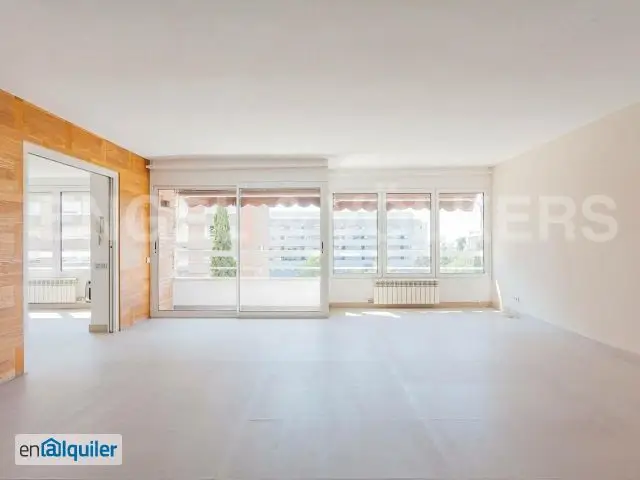 Alquiler Piso Les Corts Ascensor Terraza Reformado 3 Habitaciones