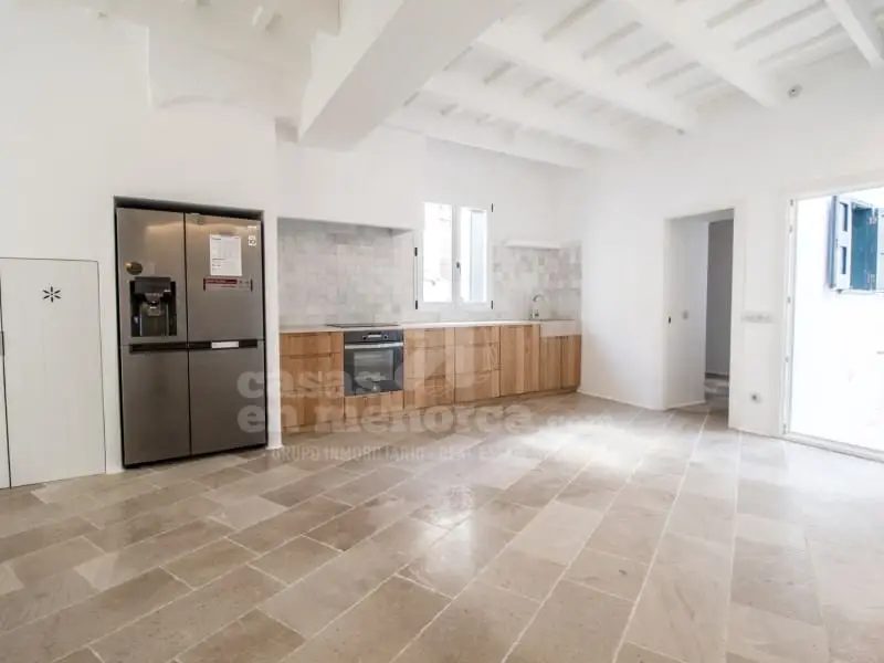 Casa Unifamiliar Reformada en Mahon 128m2 3 Dormitorios 2 Baños Patio Terraza