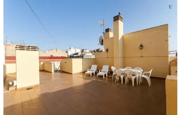 Alquiler Atico Duplex 6 Dormitorios Alicante Terraza Vistas Castillo