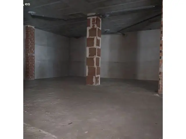 Local Comercial en Castellón - Amplio y Adaptable
