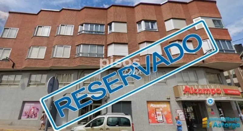 Piso en venta en Calle del Alcalde Pineda