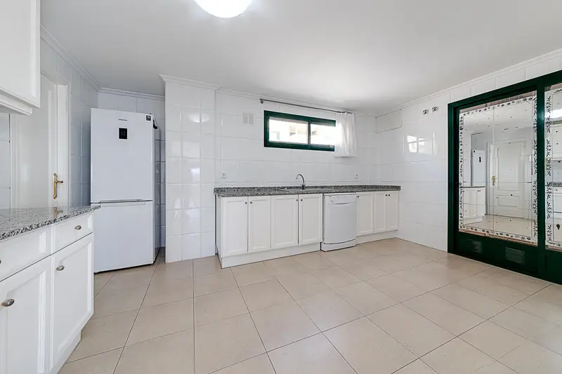 Apartamentos de Lujo con Vistas al Mar en Lomas de Campoamor