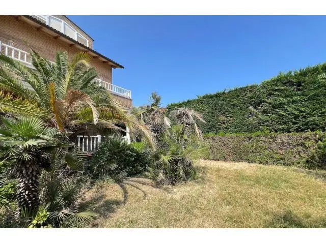Chalet en Castellnou de Bages con Vistas Panoramicas y Jardin