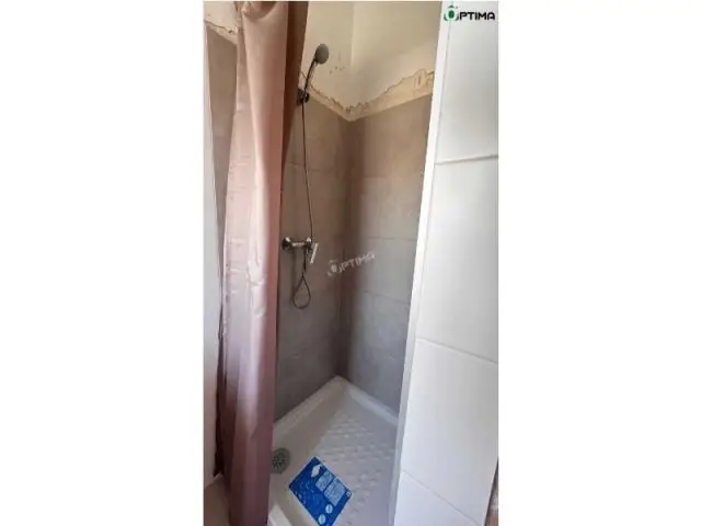 Piso para Reformar en Pontepedriña Santiago 3 Habitaciones