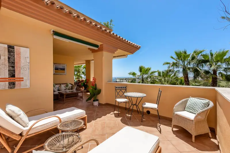 Apartamento en Cumbres del Rodeo Nueva Andalucia