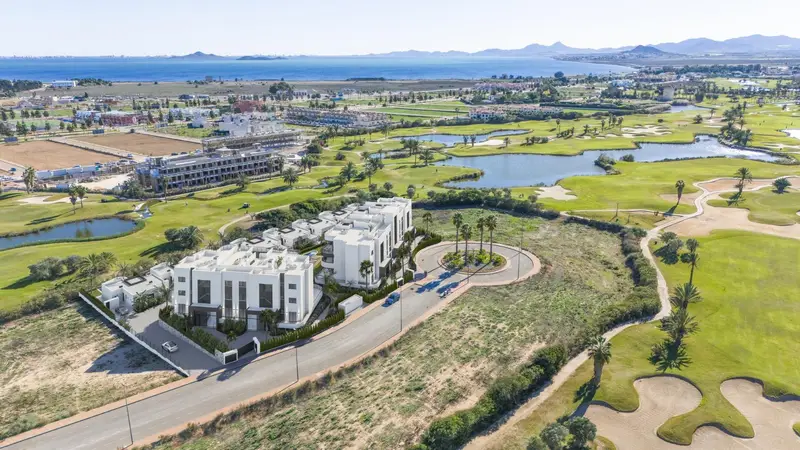 Apartamentos y Villas en Serena Golf Los Alcazares