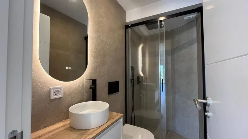 Apartamento en Palmanova con Vistas al Mar y Club de Golf