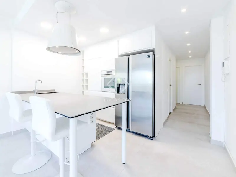 Apartamento en Sitges con Vistas al Mar Cerca de la Playa