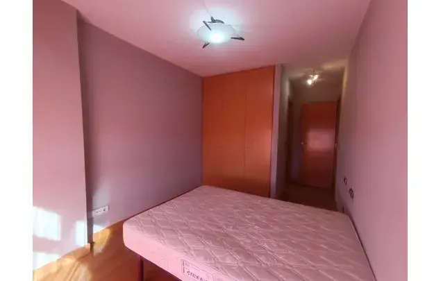 Habitación 100m² en Pamplona Estancia Mínima 5 días