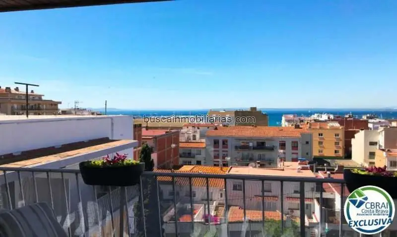 Atico en venta en Roses cerca de la playa
