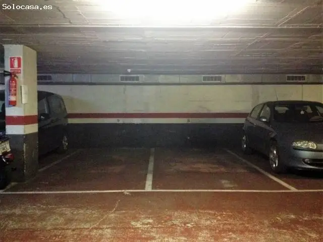 Plaza Parking Grande Roger de Flor Metro Tetuan