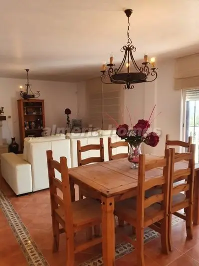 Villa de Lujo 4 Dormitorios en Venta