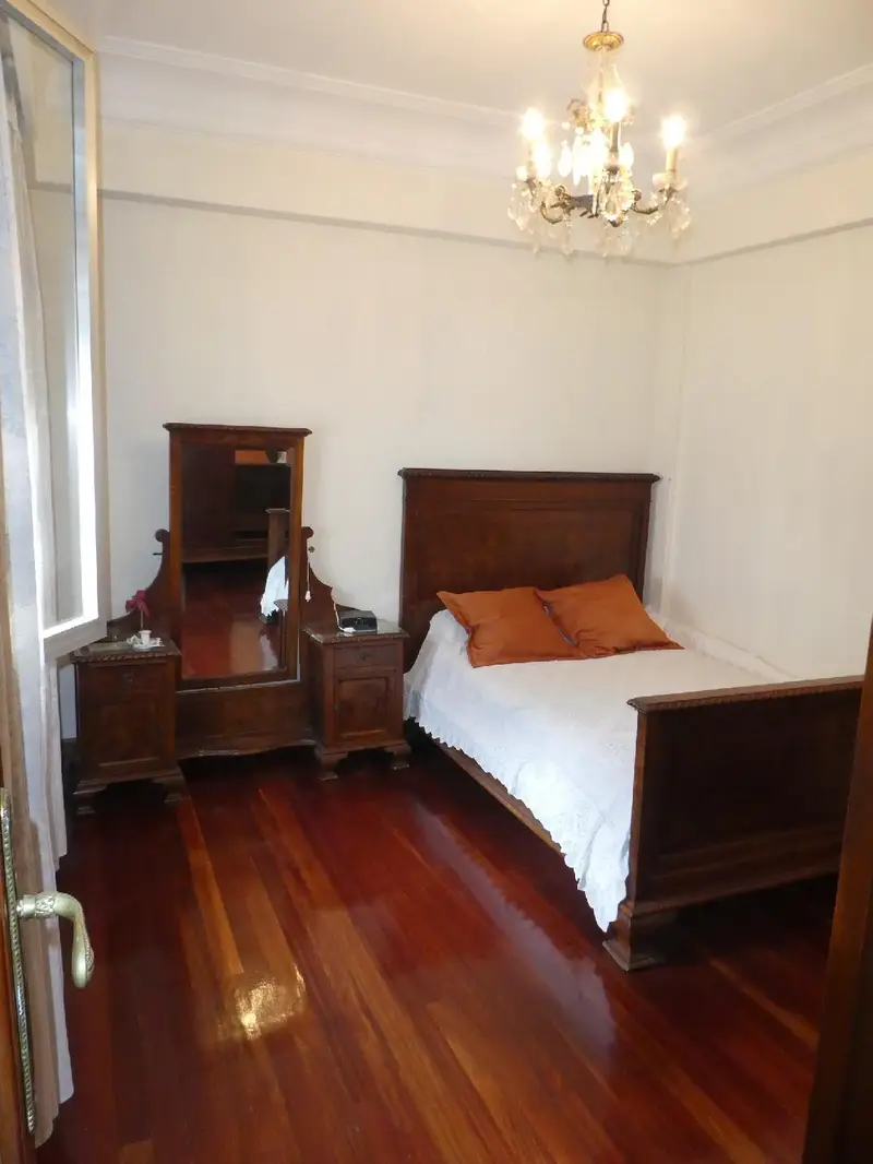 Piso en venta en el centro de Eibar cuatro habitaciones