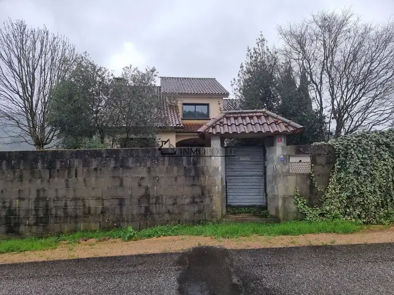 Chalet en Venta en Mos cerca de Vigo
