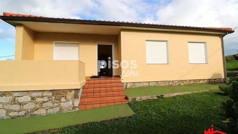 Casa rústica en venta en Pueblo