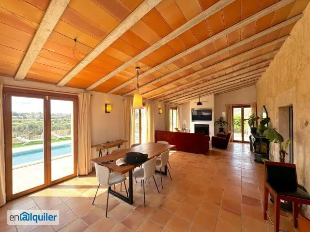 Alquiler casa trastero Lloret de Vistalegre