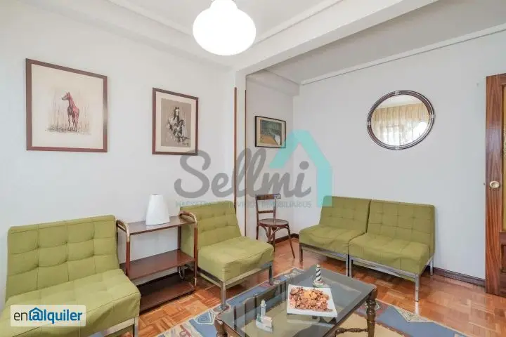 Piso en Alquiler Oviedo 86m2 3 habitaciones 2 baños