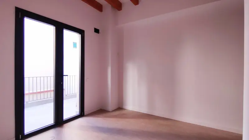 Venta Adosado a estrenar en Centre, Rubi - Ref: V00008-MGP