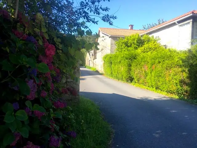 Casa Rural 4 Dormitorios Vilarmaior Galicia: 3 Propiedades en 1