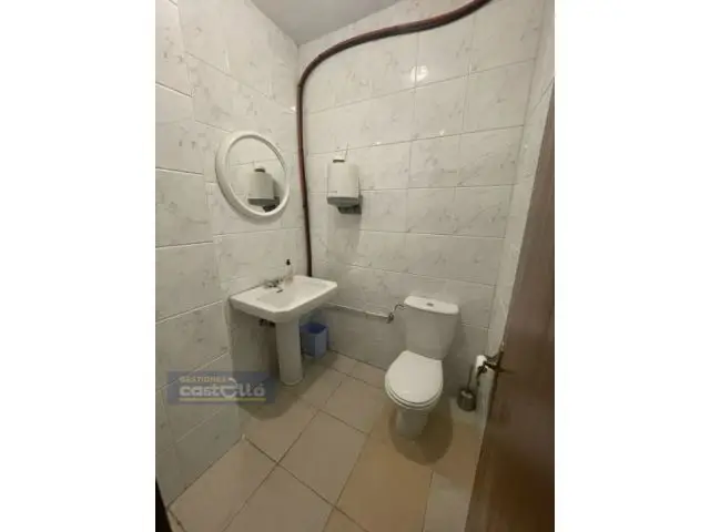 Local Comercial 300m² Frente Estacion Tren
