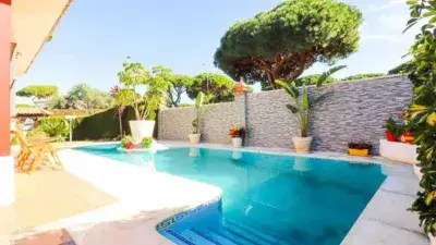 Chalet con encanto en La Barrosa cerca del mar
