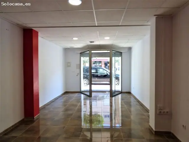 Local Comercial Reformado para Negocio u Oficinas