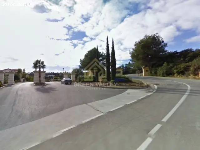 Amplia Parcela en Los Altos de Valderrama Sotogrande