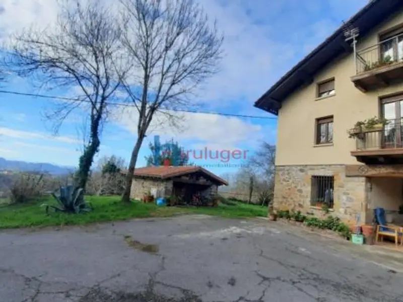 Venta Chalet en Errigoiti Vizcaya 123m2 7000m2