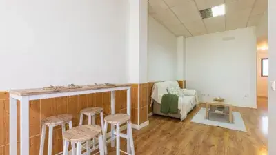 Planta Baja Reformada en Fuengirola Cerca de la Playa