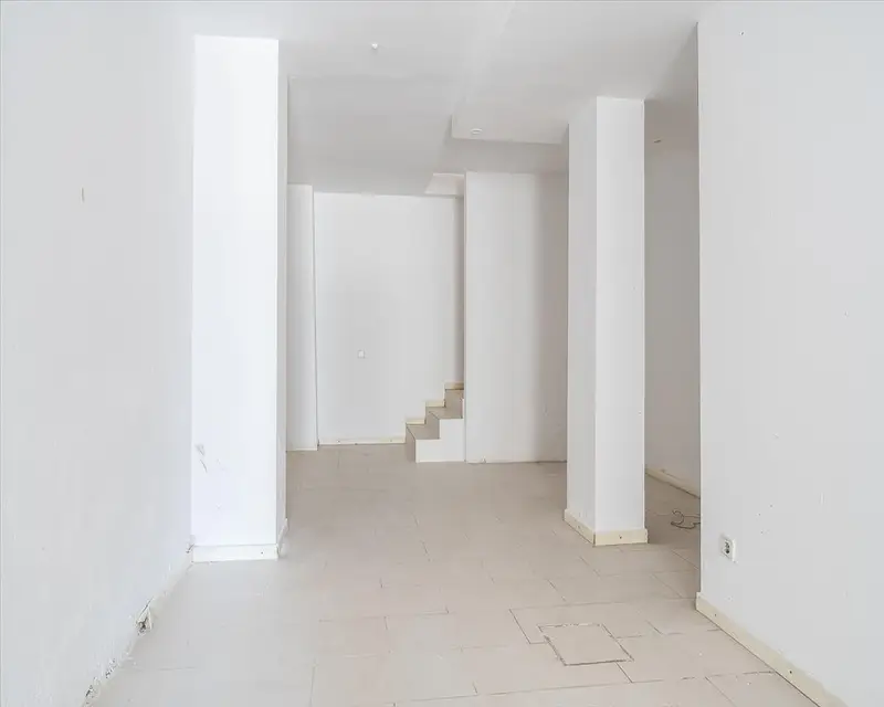 Local en Venta en Barcelona 144m2