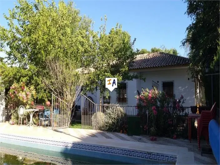 5 Bed House for sale