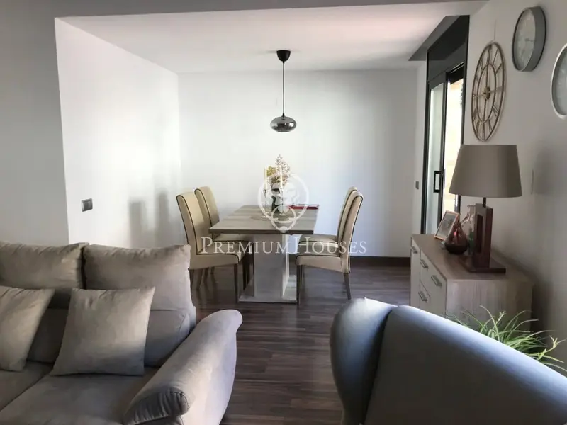 Adosado en Venta en Calafell con Jardin Piscina y Parking