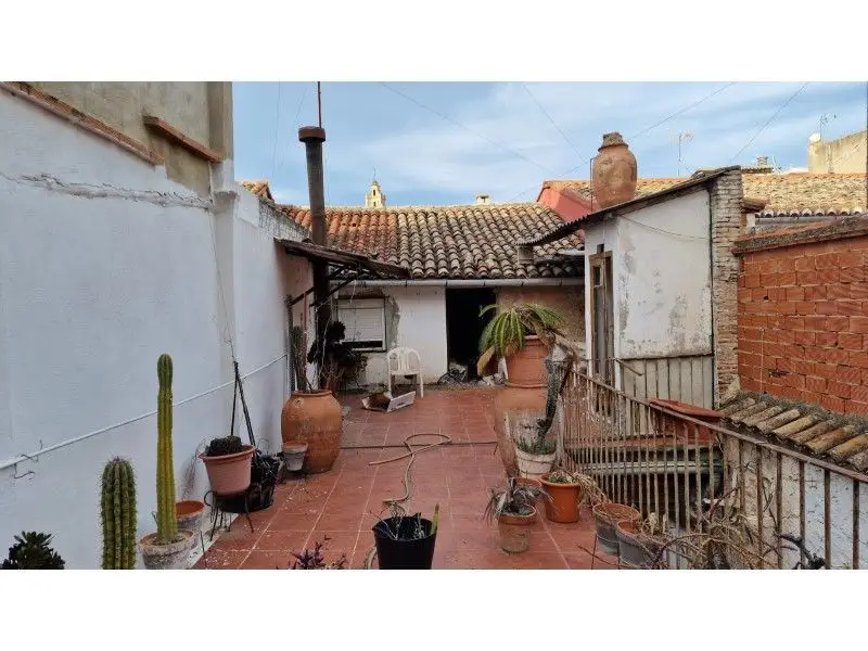 Casa en Carcaixent para Reformar con Terraza 272m²