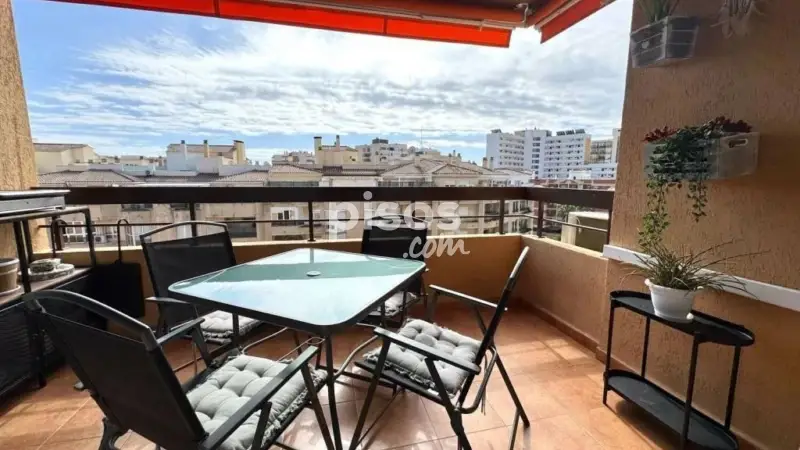 Atico en venta en Torremolinos  Listo para entrar a vivir