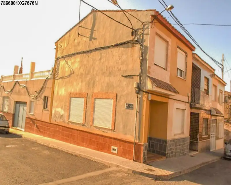 Casa Unifamiliar 111m2 4 Dormitorios 2 Baños Cartagena