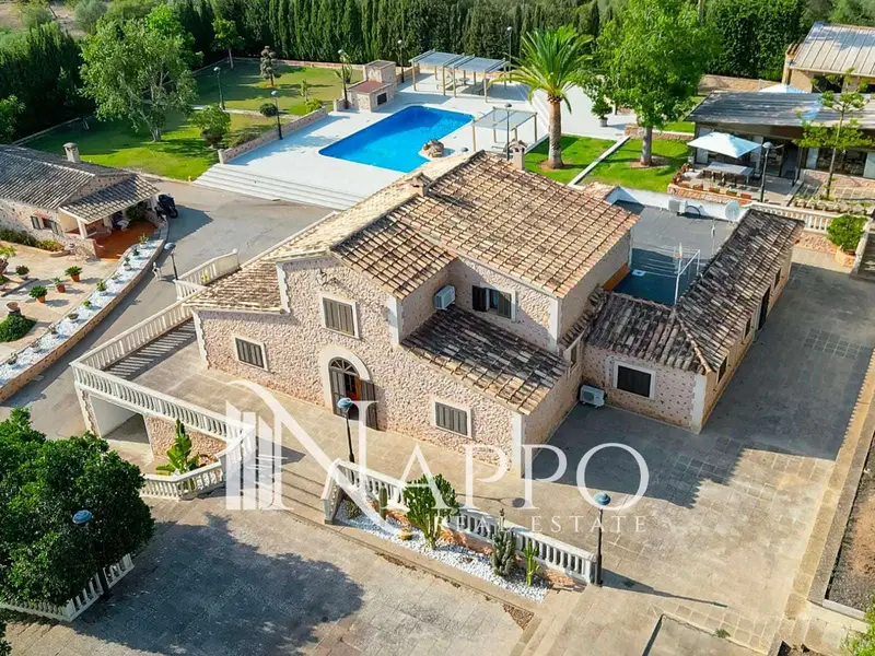 Finca de Lujo en Sa Cabaneta con Vistas Panorámicas