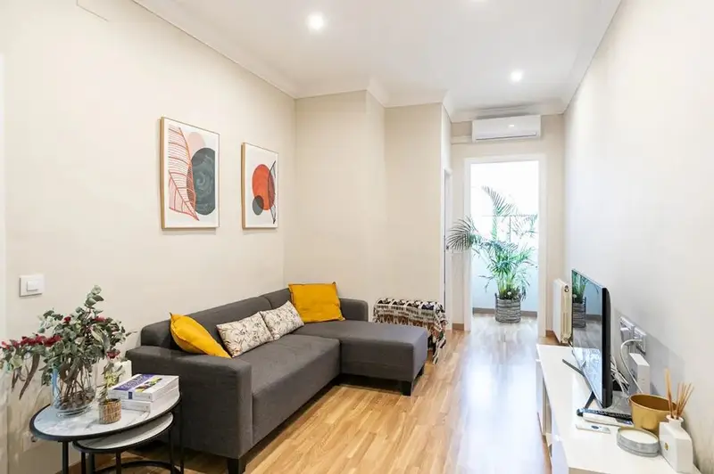 Apartamento en alquiler en Carrer de Galileu, Barcelona